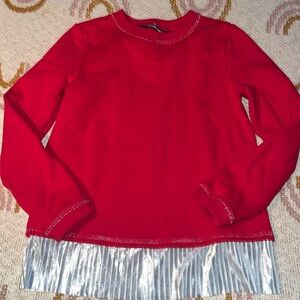 Lands’ end kids size S-7/8 red/silver pleated bottom accent sweatshirt